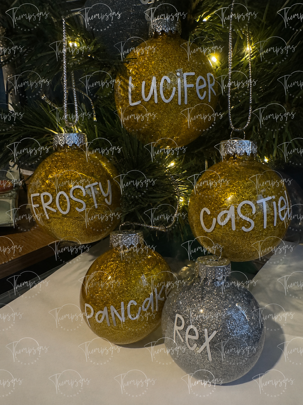 Personalised Christmas Bauble – Any Name